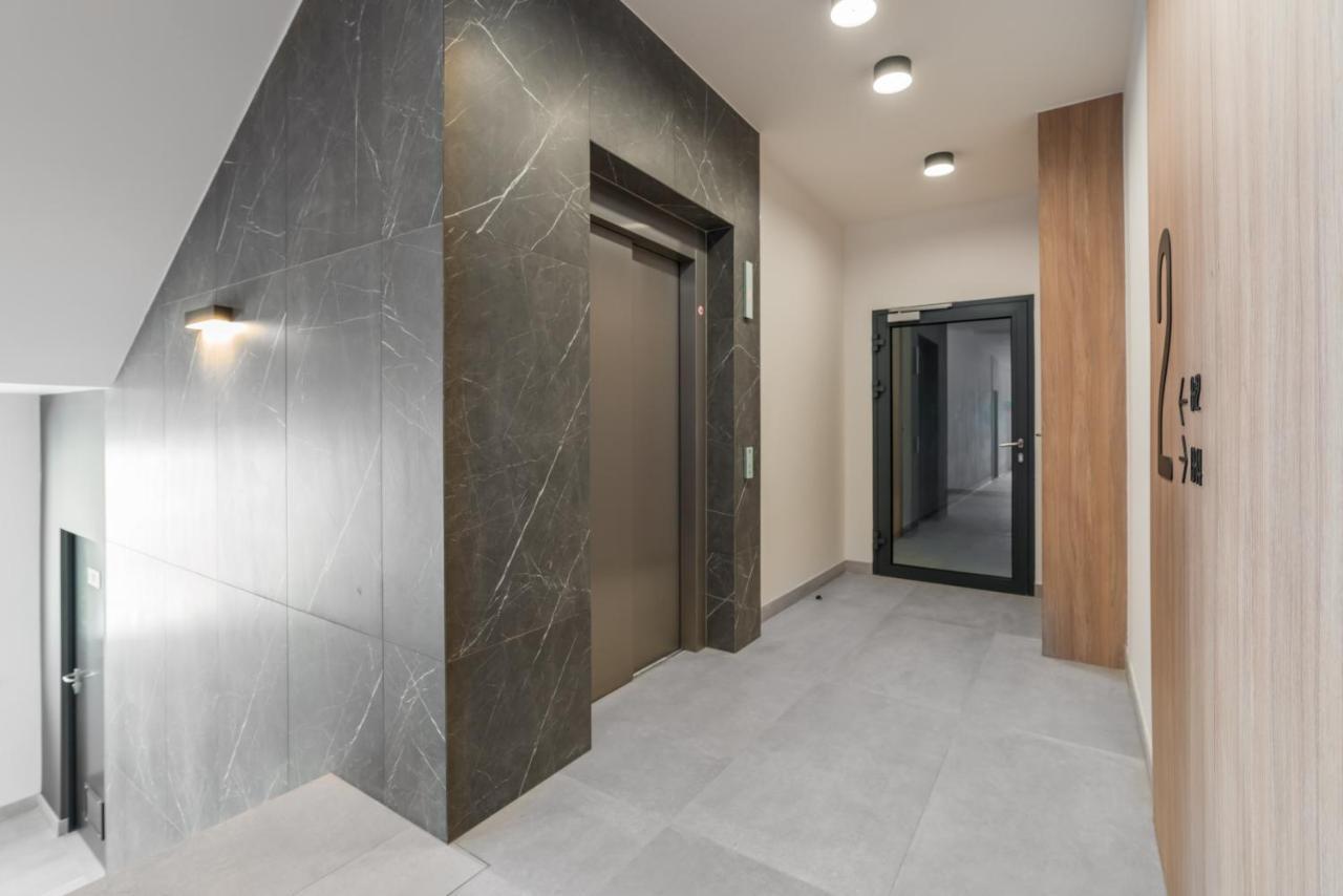 Old Town Apartments Podgorze By Noclegi Renters พอซนาน ภายนอก รูปภาพ